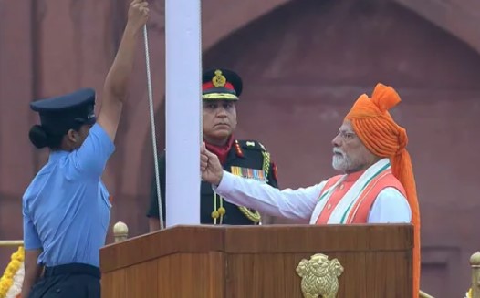 लाल किले से 103 मिनट का संबोधन, अंतरिक्ष से लेकर रोजगार तक पीएम मोदी के बड़े ऐलान